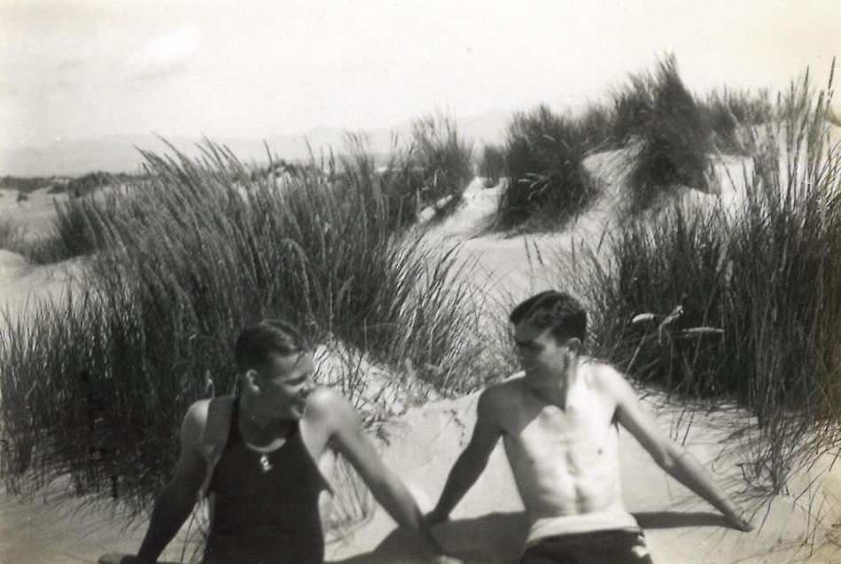 cuteonbeach1931_blog.jpg